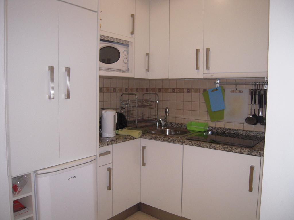 Malama Apartamentos Turisticos Malaga Bilik gambar