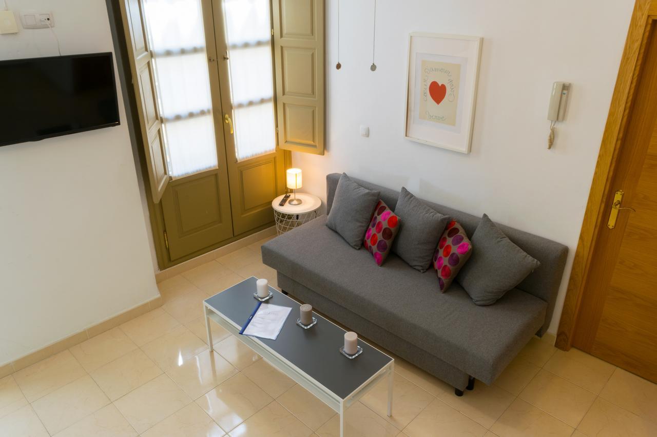 Malama Apartamentos Turisticos Malaga Luaran gambar