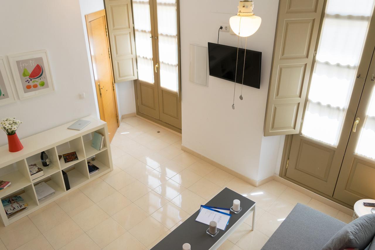 Malama Apartamentos Turisticos Malaga Luaran gambar