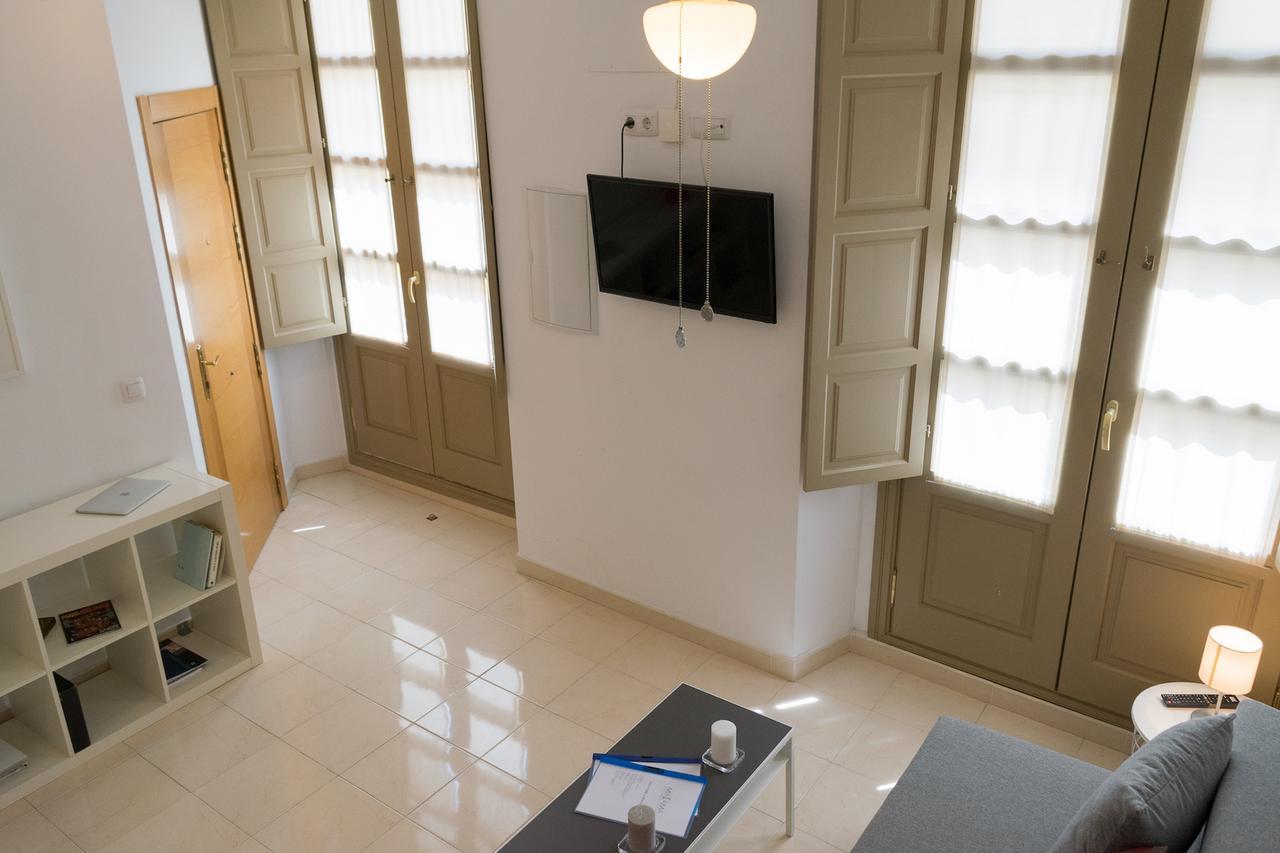 Malama Apartamentos Turisticos Malaga Luaran gambar